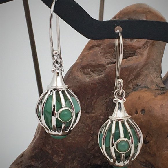 Unique 925 Silver Caged Green Onyx Button & Base, Earrings 1.5" Dangle Hook - Picture 1 of 9